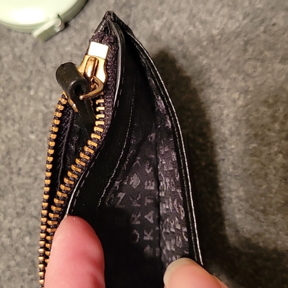 Kate Spade EUC black pebbled leather card case - Picture 4 of 5